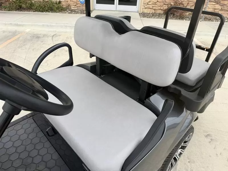 2026 E-Z-GO Express 4 Touring S - Image 2
