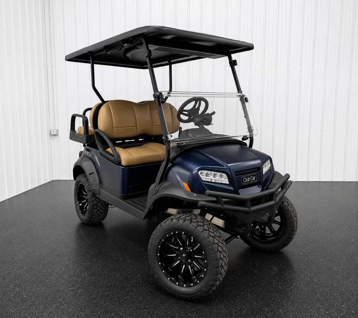 2027 CLUB CAR ONWARD MATTE ONYX PREMIUM GAS CART - Image 4