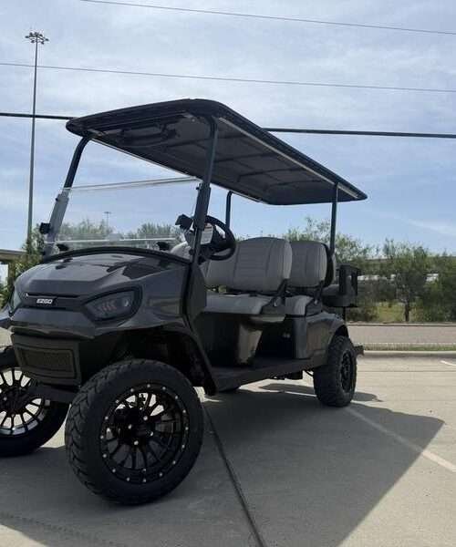 2027 E-Z-GO Express 6 Summit X - Gas